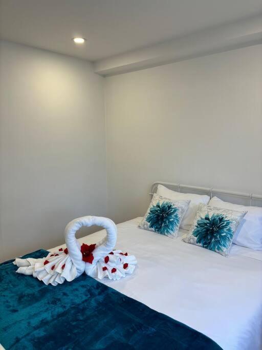 Cozy Spacious Work Friendly Lotus With Garden View High Speed Free Wi Fi And Parking Adjacent To Downtown مونتريال المظهر الخارجي الصورة